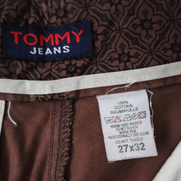Tommy Jeans Brown Printed Flare Capri - Picture 4 of 7